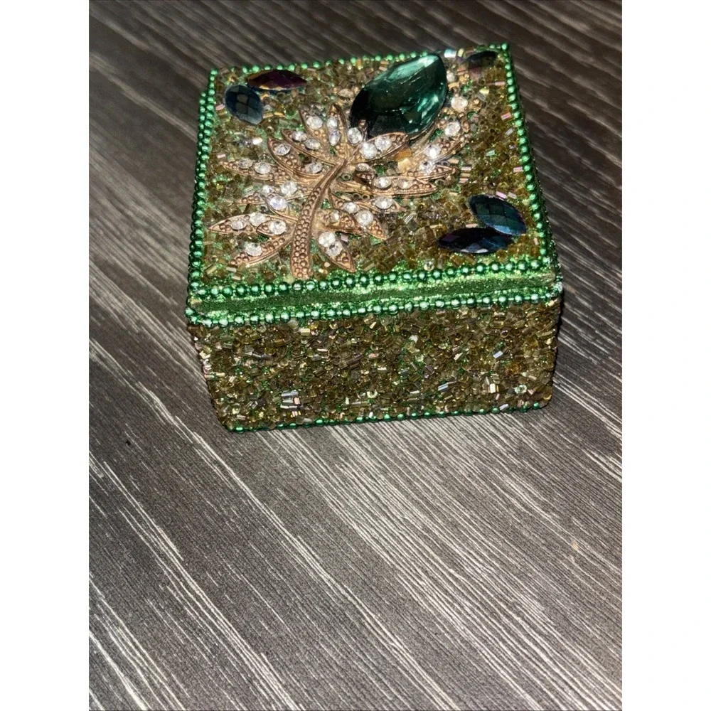 BLING!  Emerald Green Jewel Embellished Trinket Box Rhinestone Glitter #E. NM#3
